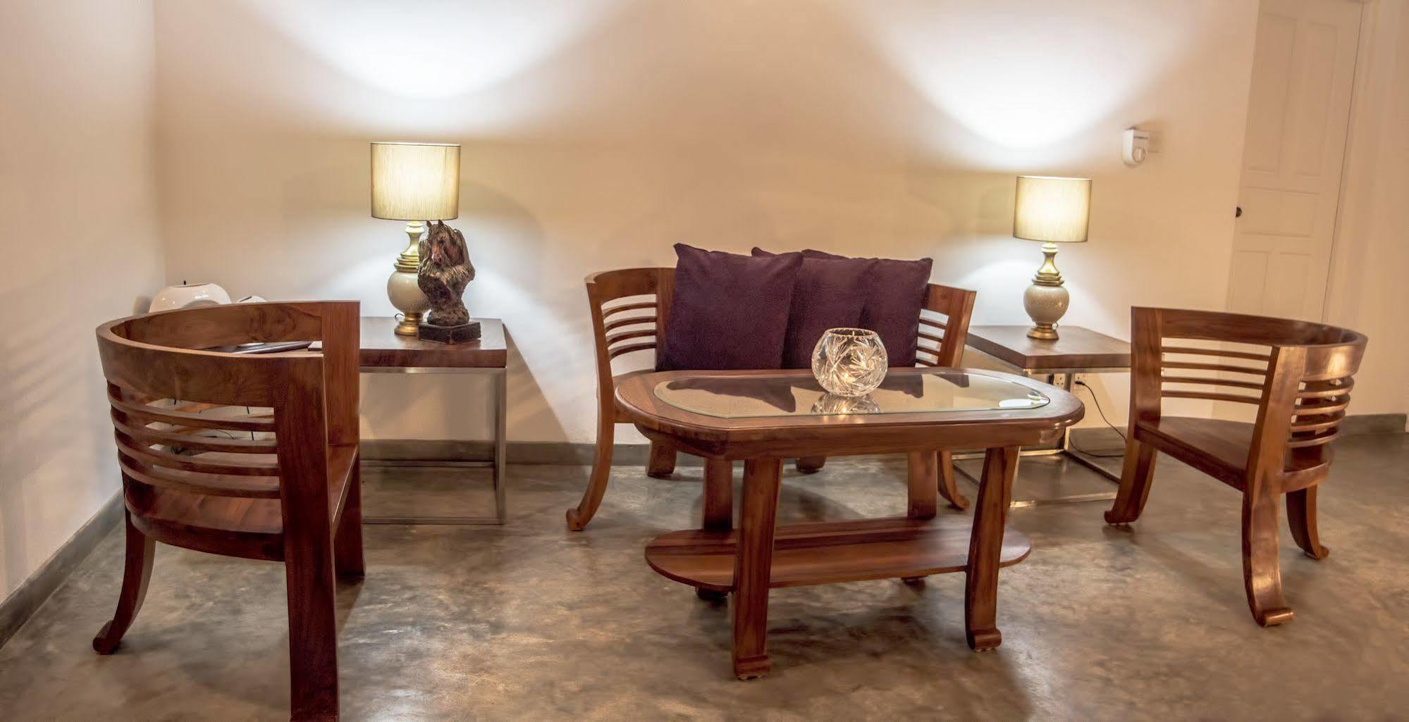 The Lagoon Villa Kurana Katunayaka 外观 照片